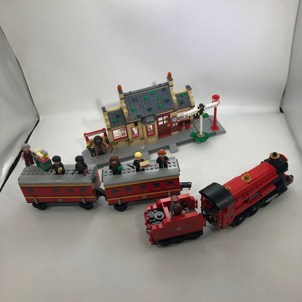 Hogwarts Express ™ Train Set with Hogsmeade Station™ 76423 - Used LEGO Harry Potter Set