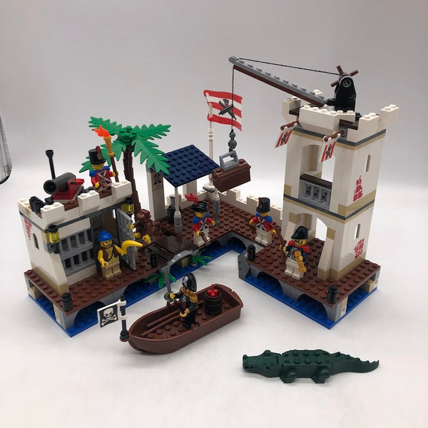 6242 Soldiers' Fort - Used LEGO Pirates Set